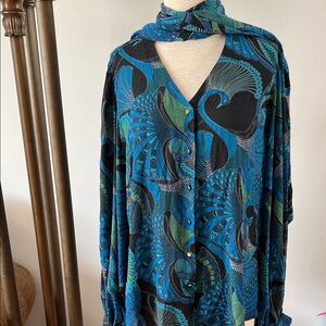 Ladies Chico’s top